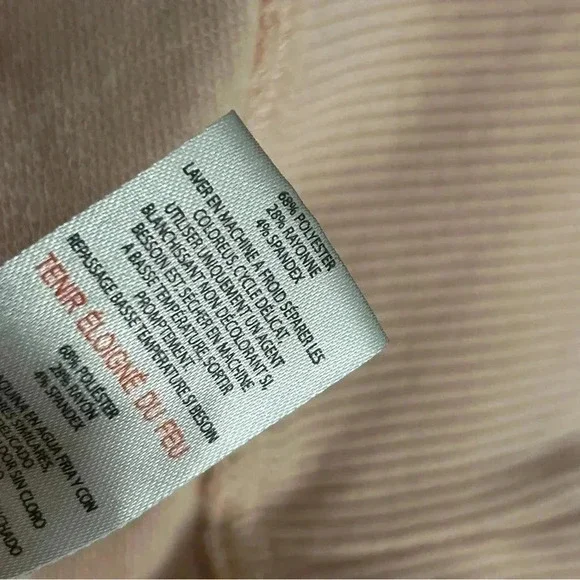 🌟Rae Dunn Women's "BEST MOM  EVER" Studio Raglan Pullover Sweatshirt S - Picture 7 of 11